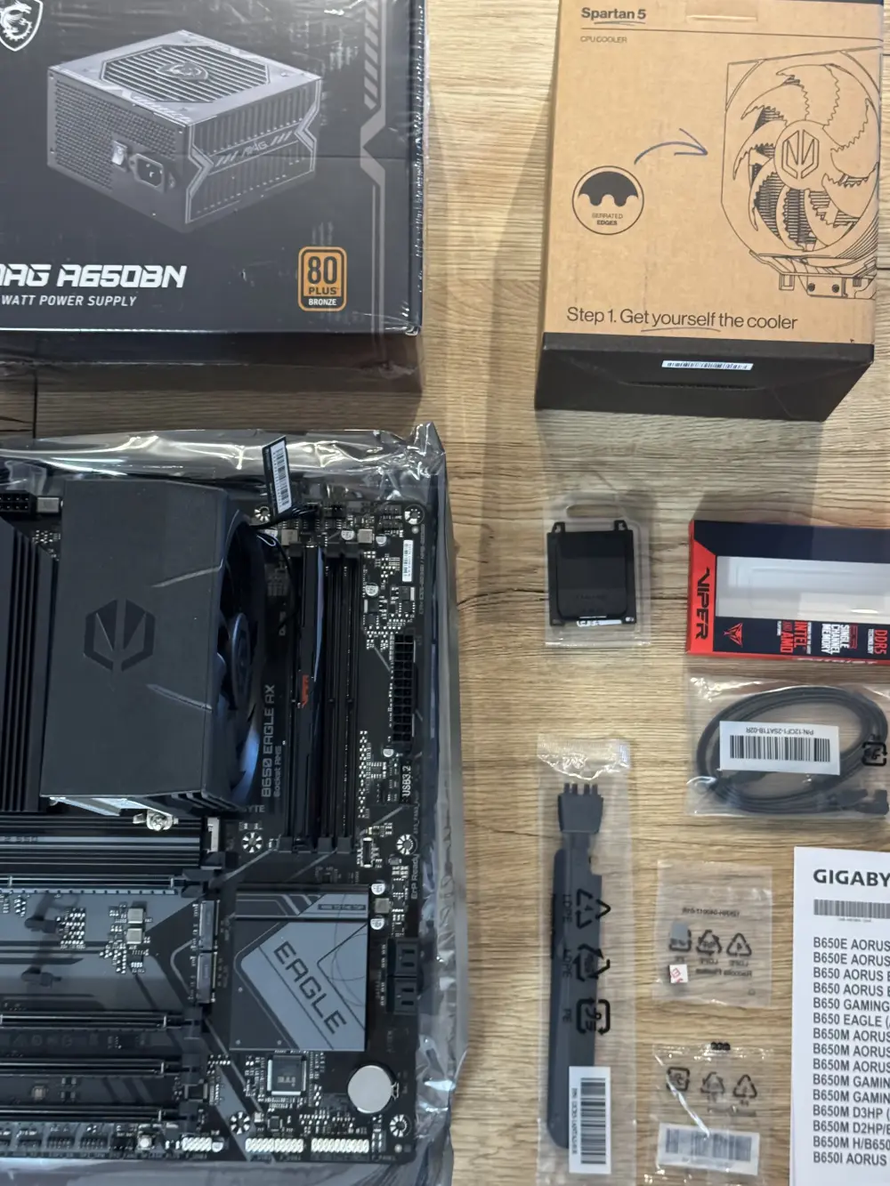 Nowe części: płyta Gigabyte B650 Eagle AX, chłodzenie Endorfy Spartan 5, zasilacz MSI
